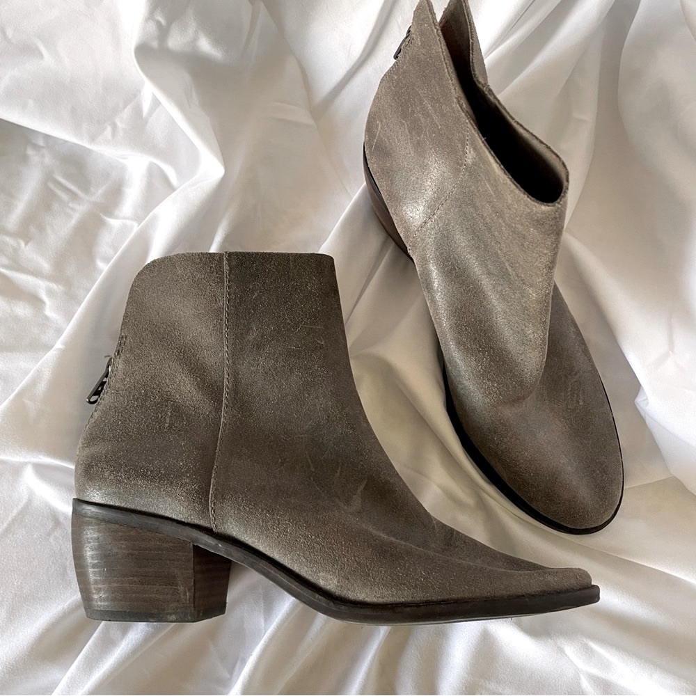 Lucky Brand Leather Kaiya Heel Ankle Boots Chunky Stacked Heel Taupe Grey 9.5